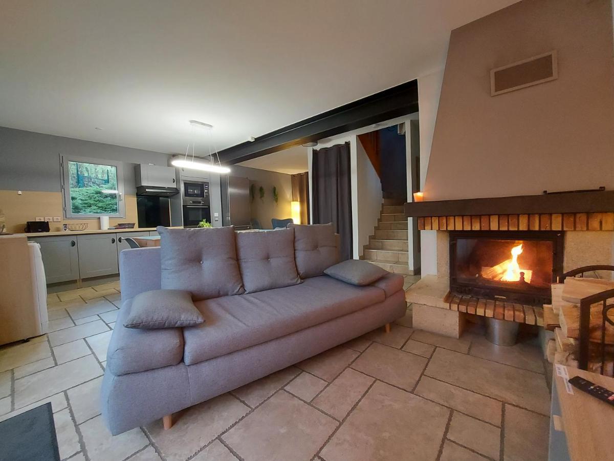 Entre Lac Et Montagne, Chaleureuse Maison 3 Pieces Avec Tres Belle Vue Lac D'Annecy. Terrasse, Jardin, Parking, Cheminee, Barbecue …. サン・ジョリオ エクステリア 写真